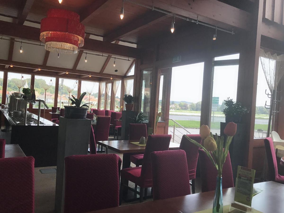 Asia Wok Gasthof Ybbs an der Donau Buitenkant foto