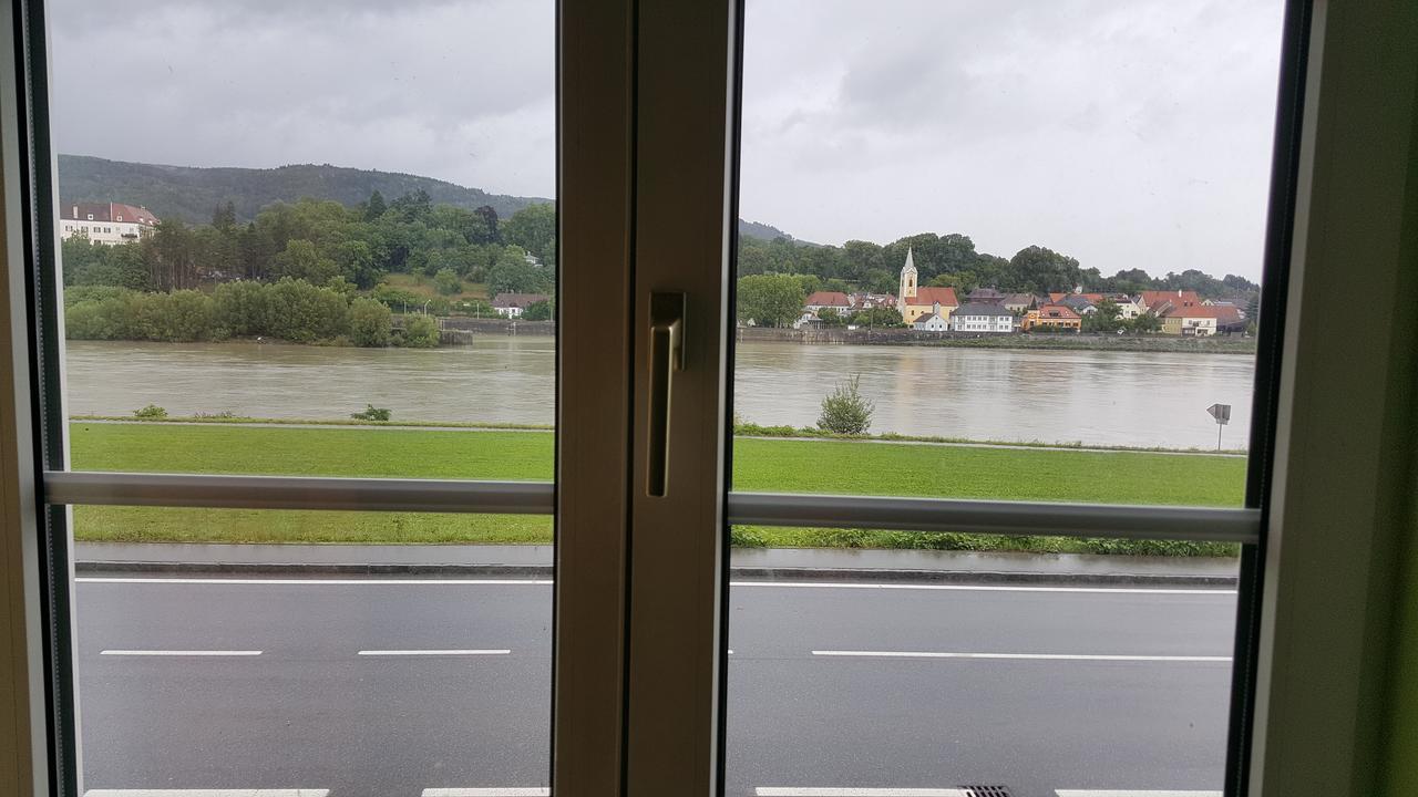 Asia Wok Gasthof Ybbs an der Donau Buitenkant foto